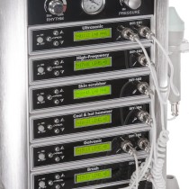 Kombajn kosmetyczny 17w1 BR-8800I Czarny