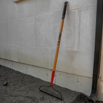 Grabie ogrodowe CAT J-Series Forged - 16 zębów