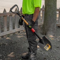 Szpadel z ostrą łyżką CAT K-Series D-Handle Round Point